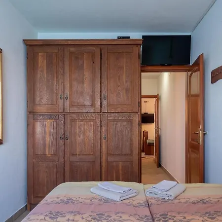 Apartman In Mit Terrasse Und Meerblick *