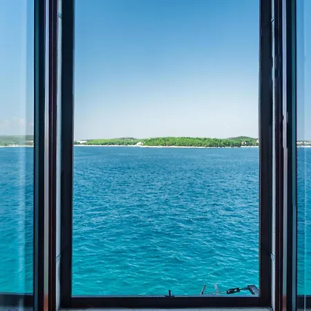 Apartman In Mit Terrasse Und Meerblick *
